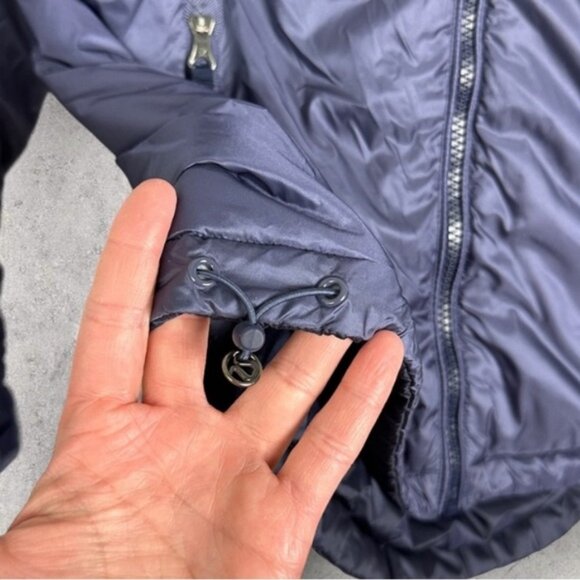 Lululemon Layer Up Jacket Indigo Blue Size 6 Puffer Reversible Lightweight Coat - Picture 14 of 16